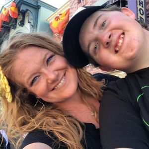 Meet your Posher, Ashley